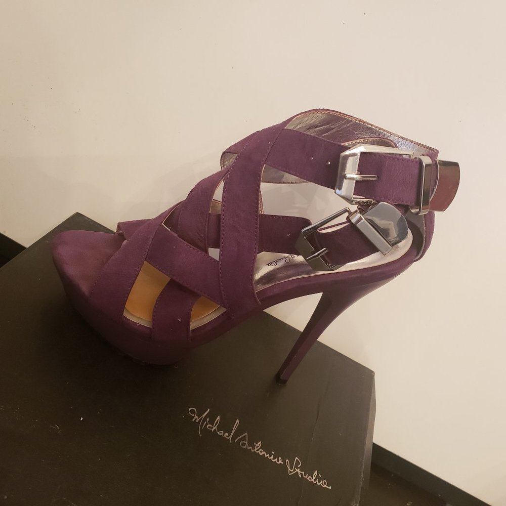 Ladies shoe